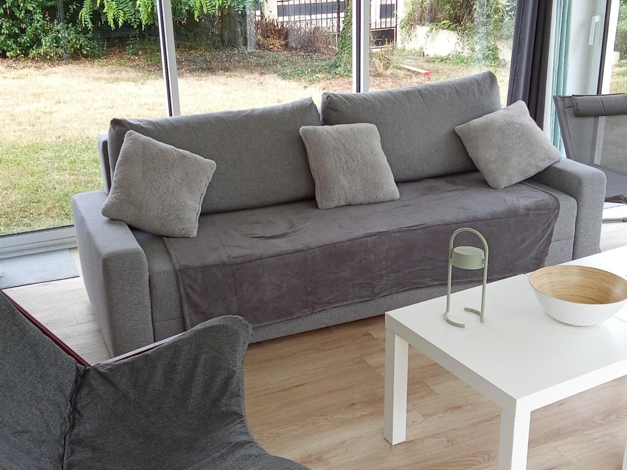 Charmant Loft Avec Jardin Pres Du Centre Ville อองบวส ภายนอก รูปภาพ